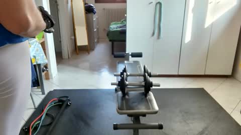 Snapshot of androx77 chatting on October 26, 9:48 am androx77 online show from October 26, 9:48 am