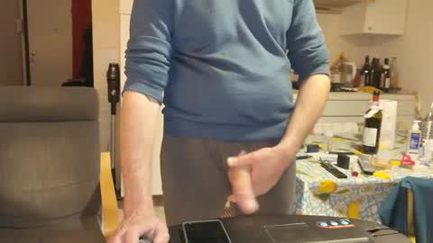 androx77 online show from March 6, 5:42 pm