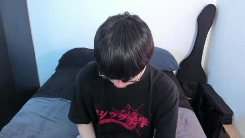 Snapshot of andy_bankai chatting on April 22, 9:49 pm twx Andy twink3 online show from April 22, 9:49 pm