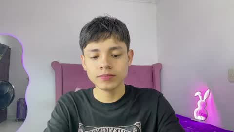 Andy online show from April 24, 2:08 pm