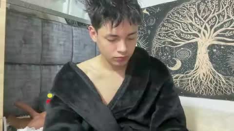 Andy online show from June 15, 5:26 pm