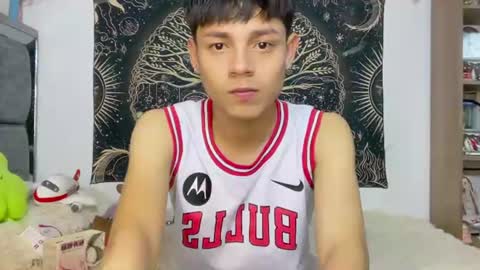 Andy online show from June 18, 8:35 pm