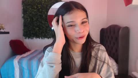 Snapshot of andy_bell_x chatting on December 15, 1:32 pm ANDY online show from December 15, 1:32 pm