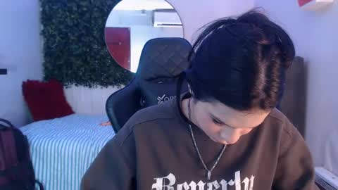 Snapshot of andy_bell_x chatting on January 21, 7:37 am ANDY online show from January 21, 7:37 am