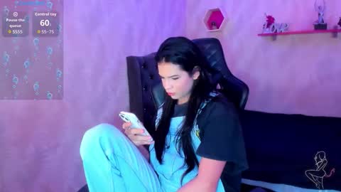 Snapshot of andy_bell_x chatting on November 26, 2:01 am ANDY online show from November 26, 2:01 am