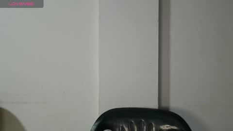 Snapshot of andy_bunny_lover chatting on December 5, 2:31 am ANDY online show from December 5, 2:31 am