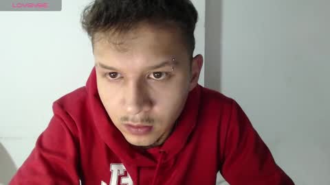 Snapshot of andy_bunny_lover chatting on December 24, 11:33 pm ANDY online show from December 24, 11:33 pm