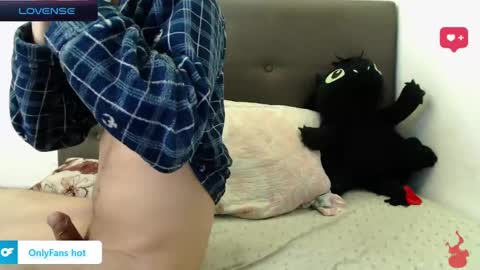 Snapshot of andy_bunny_lover chatting on January 17, 6:15 am ANDY online show from January 17, 6:15 am