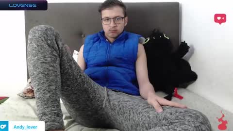 Snapshot of andy_bunny_lover chatting on January 19, 5:26 am ANDY online show from January 19, 5:26 am