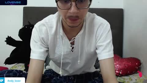 Snapshot of andy_bunny_lover chatting on February 15, 5:41 am ANDY online show from February 15, 5:41 am