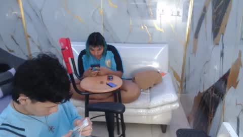 andy_dan1 online show from December 2, 6:25 pm