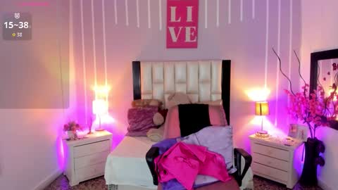 Andrea online show from February 4, 11:16 am