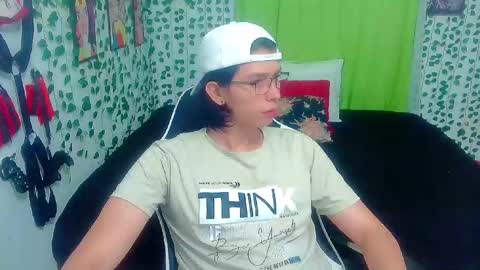 Snapshot of andy_gray01 chatting on May 24, 5:29 pm Andy Gray online show from May 24, 5:29 pm