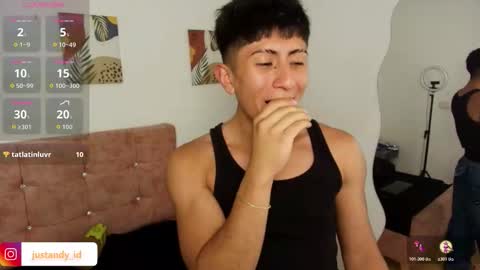 Snapshot of andy_justgame chatting on October 29, 3:20 am andy_justgame online show from October 29, 3:20 am