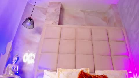  Andy  online show from December 5, 1:09 pm