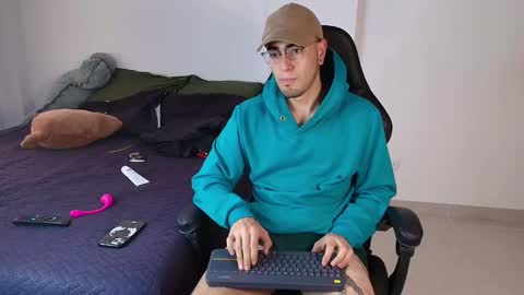 Andres online show from March 6, 6:59 pm