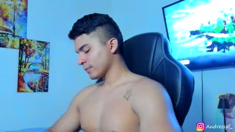 Andres online show from February 2, 8:40 pm