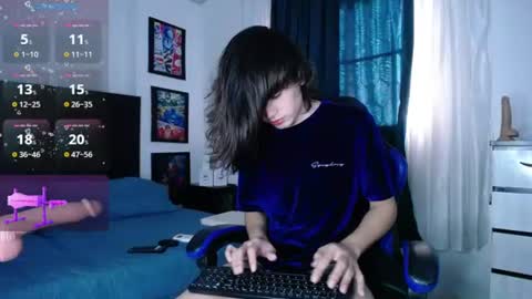 Snapshot of andyboy_19 chatting on August 2, 10:30 pm andy online show from August 2, 10:30 pm