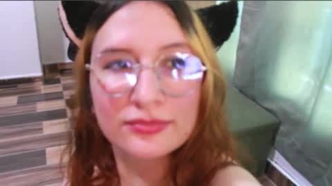 Snapshot of andycherrysecrets chatting on October 29, 8:54 pm Cherry online show from October 29, 8:54 pm