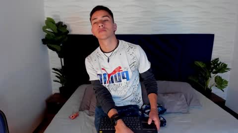 Andy Joy  online show from February 2, 10:57 am