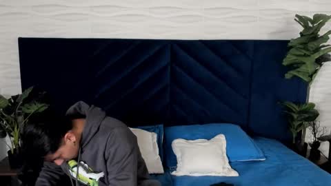 Andy Joy  online show from November 7, 11:54 am