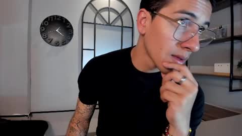 Snapshot of andyjoy_ chatting on June 27, 6:24 pm Andy Joy online show from June 27, 6:24 pm