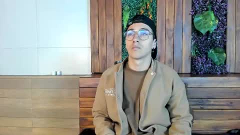 Snapshot of andyjoy_ chatting on July 10, 11:02 am Andy Joy online show from July 10, 11:02 am