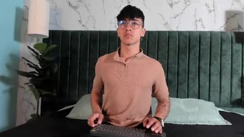 Snapshot of andyjoy_ chatting on July 31, 11:42 am Andy Joy online show from July 31, 11:42 am