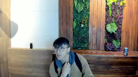 Snapshot of andyjoy_ chatting on August 1, 11:09 am Andy Joy online show from August 1, 11:09 am