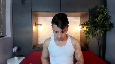 Snapshot of andyjoy_ chatting on August 2, 11:41 am Andy Joy online show from August 2, 11:41 am
