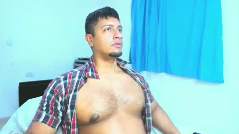 Snapshot of andylemonda chatting on December 15, 4:11 pm andylemonda online show from December 15, 4:11 pm