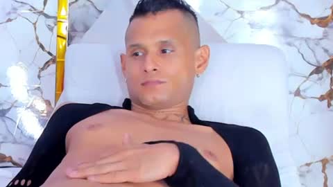 andy online show from July 28, 10:53 pm
