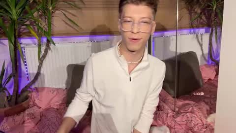 Snapshot of andytwinkkk chatting on January 24, 3:02 pm AndyTwinkkk online show from January 24, 3:02 pm