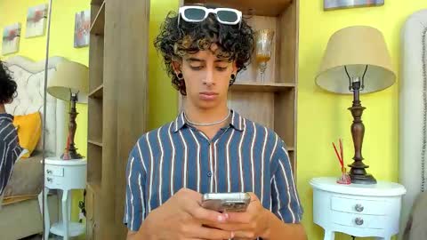 Snapshot of andyxibrat chatting on October 13, 7:25 pm andyxibrat online show from October 13, 7:25 pm