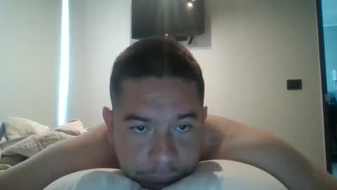 Snapshot of andyzeta10 chatting on March 14, 12:54 pm andyzeta10 online show from March 14, 12:54 pm