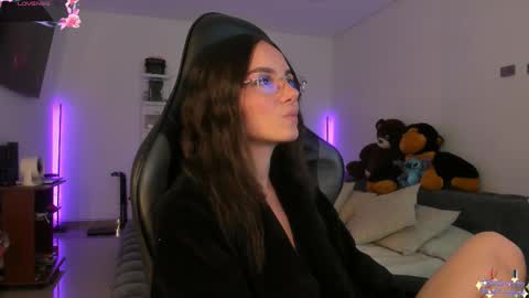      online show from March 12, 2:39 am