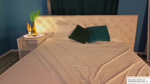 Snapshot of anellyball_ chatting on July 6, 1:13 am Anelly online show from July 6, 1:13 am