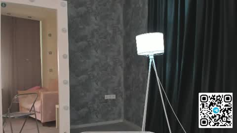 Snapshot of anellyball_ chatting on July 20, 10:39 am Anelly online show from July 20, 10:39 am