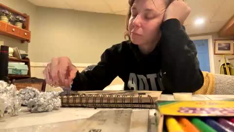 Snapshot of aneoakley chatting on November 15, 11:32 pm aneoakley online show from November 15, 11:32 pm