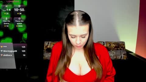 Snapshot of anettamilder chatting on December 7, 10:01 am Aneta online show from December 7, 10:01 am