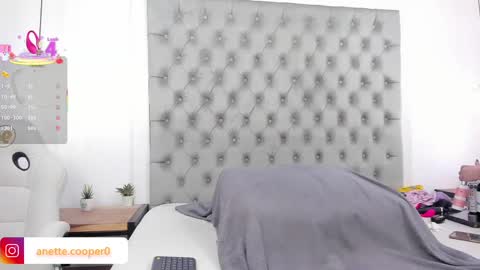 anette_cooper online show from September 27, 4:06 am