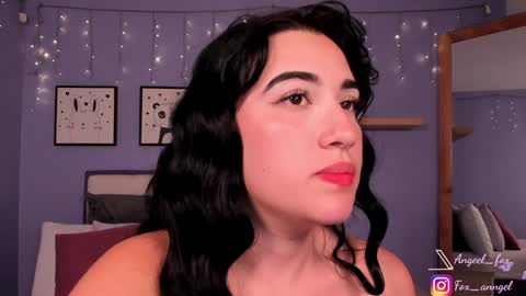 Snapshot of angeel_fox chatting on January 12, 1:32 am Angel online show from January 12, 1:32 am