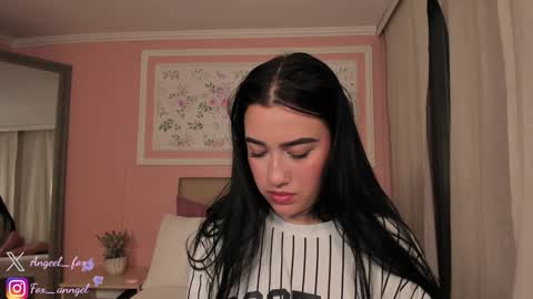 Snapshot of angeel_fox chatting on January 16, 1:37 am Angel online show from January 16, 1:37 am