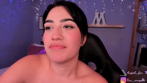 Snapshot of angeel_fox chatting on January 24, 8:44 am Angel online show from January 24, 8:44 am