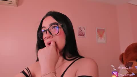 Snapshot of angeel_fox chatting on November 19, 3:28 am Angel online show from November 19, 3:28 am