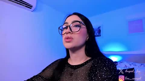 Snapshot of angeel_fox chatting on November 24, 12:21 am Angel online show from November 24, 12:21 am