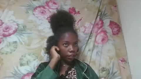 angeeliine online show from March 15, 2:50 am