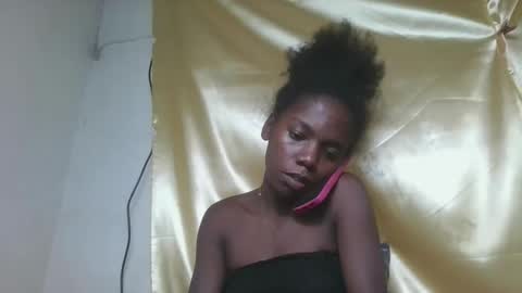angeeliine online show from April 26, 5:16 am