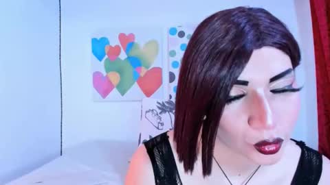 AngiePerry online show from November 10, 12:48 pm