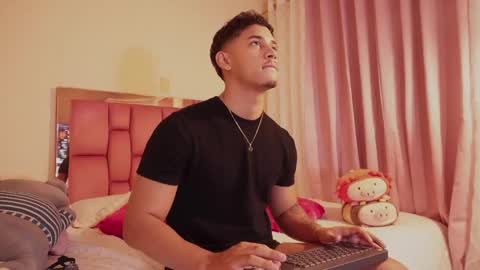 angel___sky online show from June 5, 1:17 pm